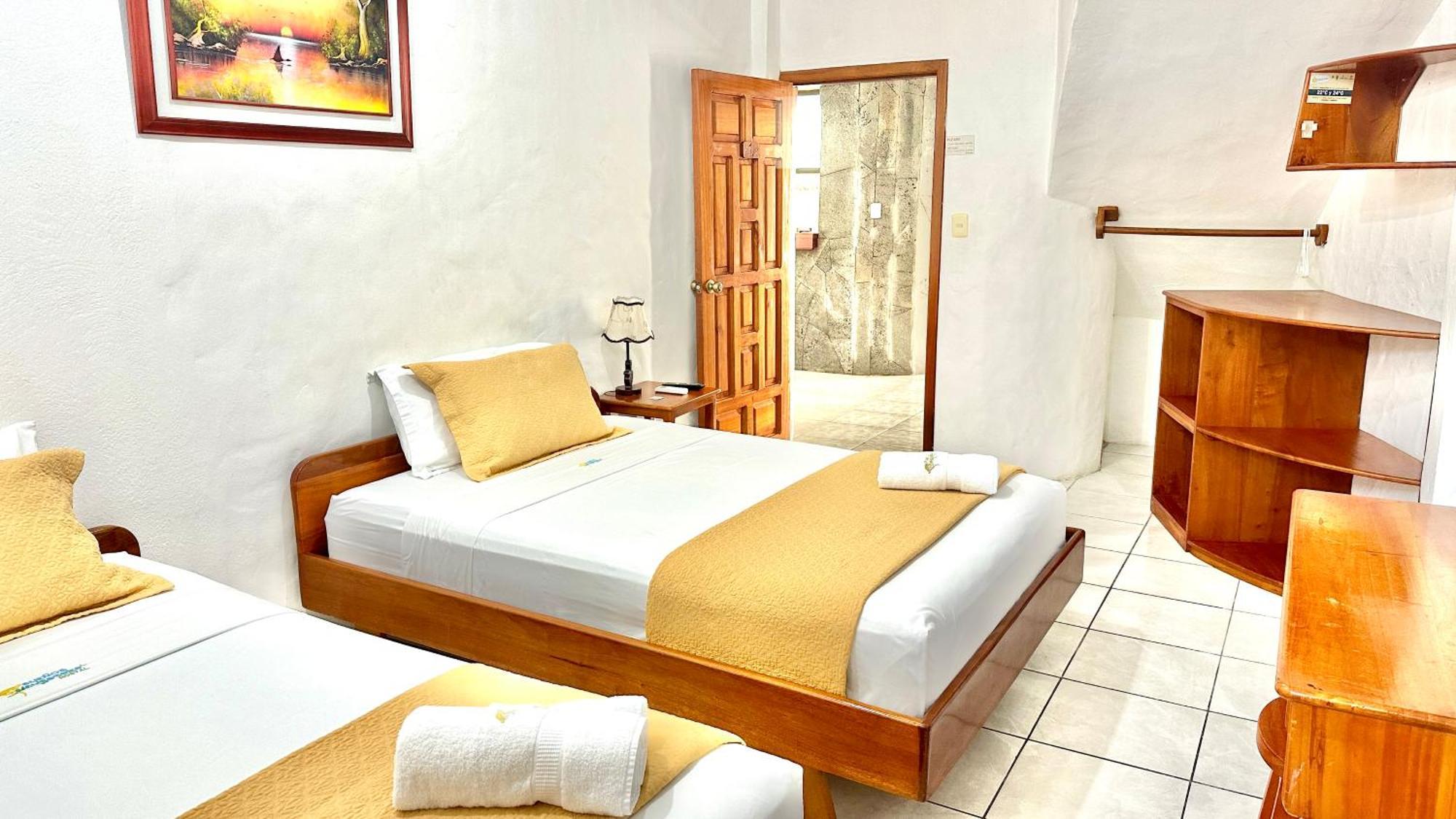 Hostal Suenos Silvestres Puerto Ayora  Eksteriør bilde