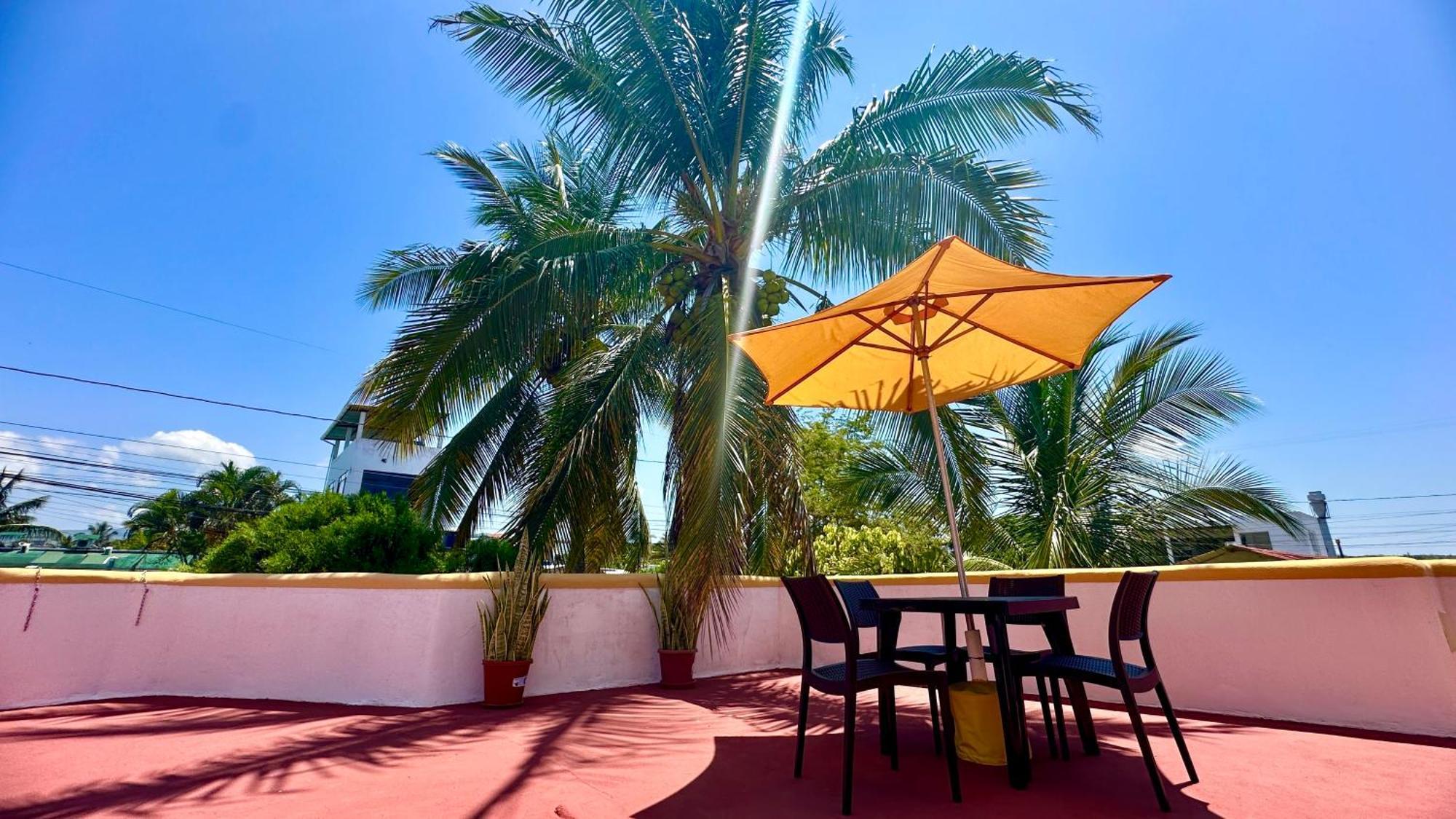 Hostal Suenos Silvestres Puerto Ayora  Eksteriør bilde